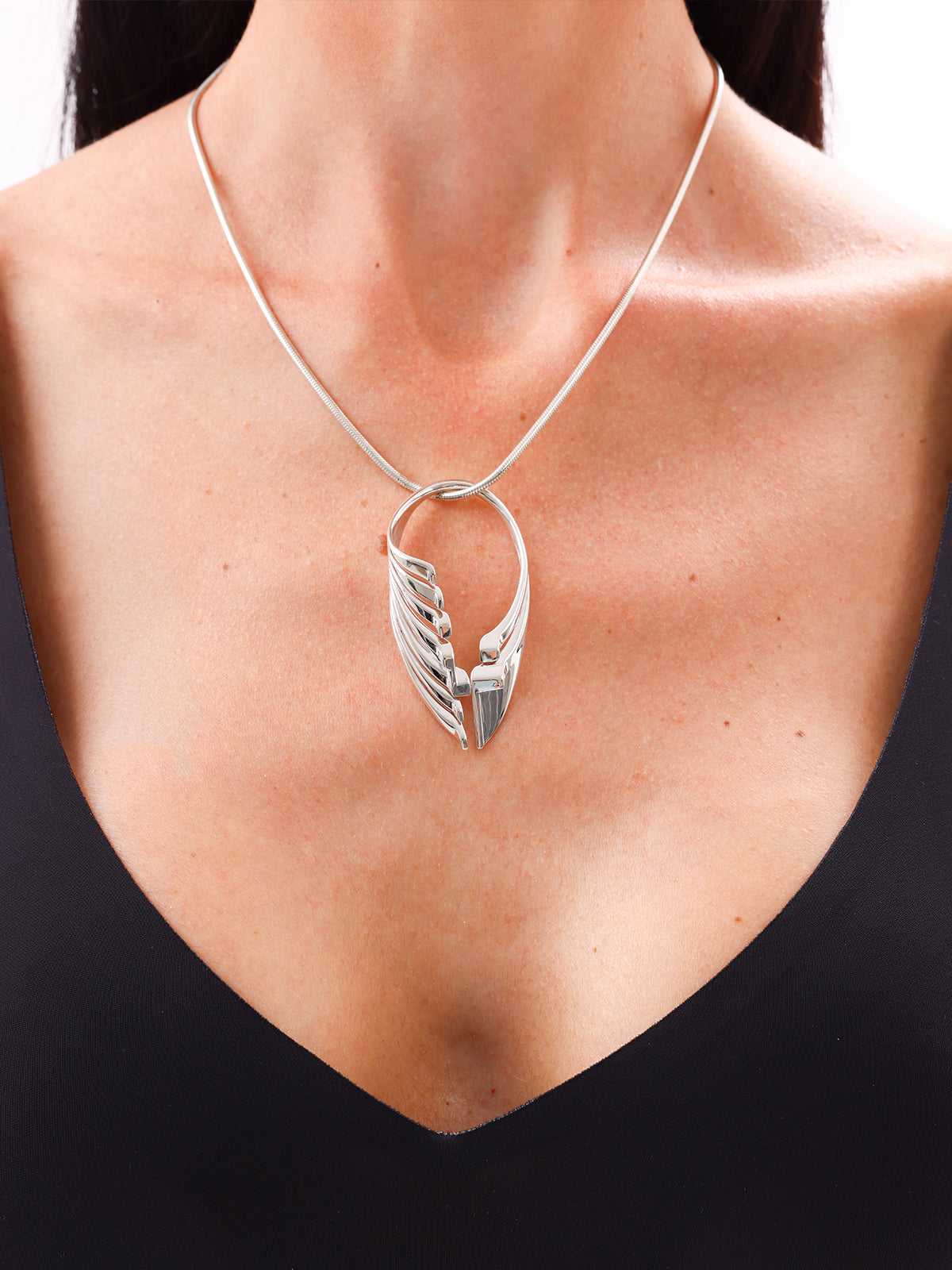 Freedom Essence - Necklace 01