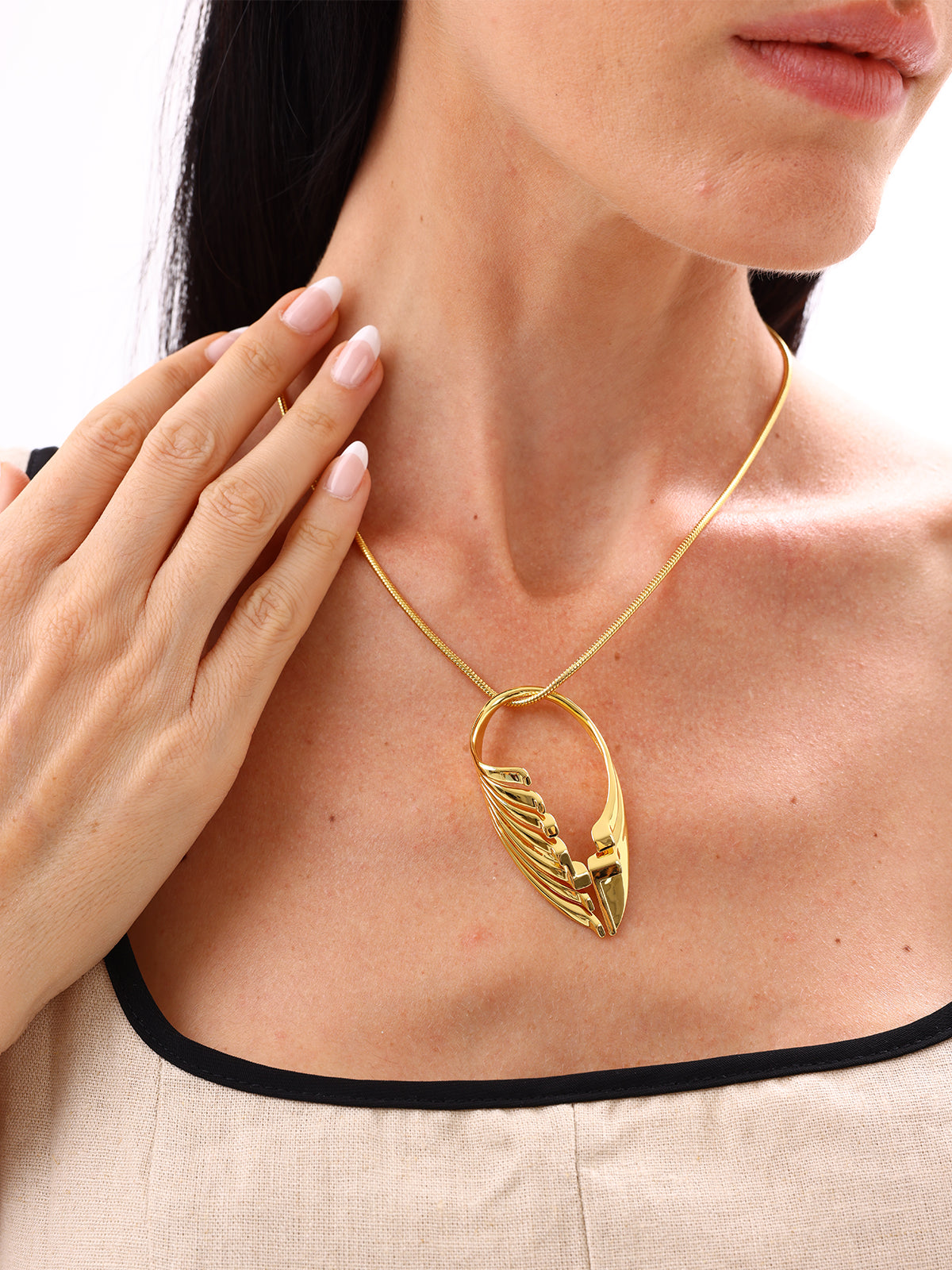 Freedom Essence - Necklace 01